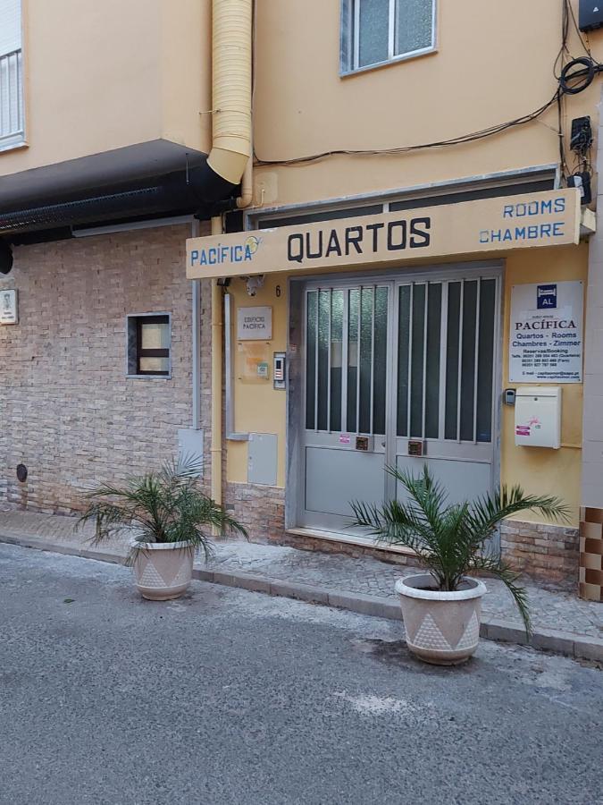 Guest House Pacifica Quarteira Bagian luar foto