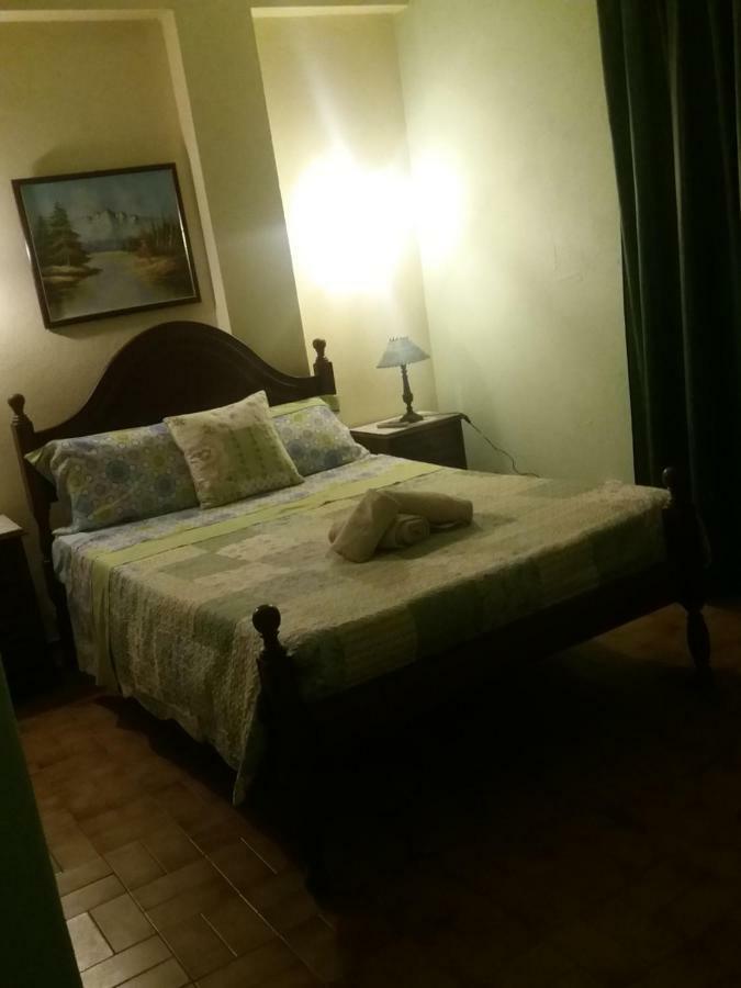 Guest House Pacifica Quarteira Bagian luar foto