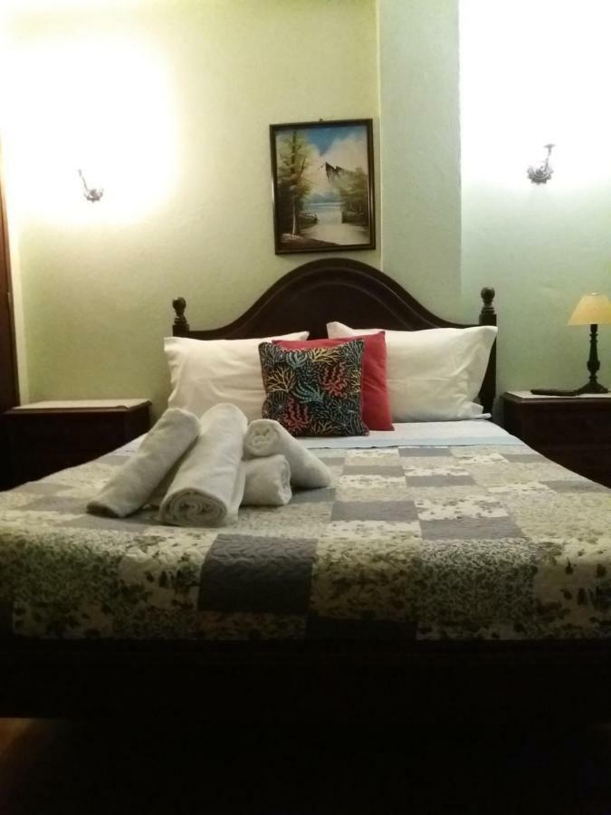 Guest House Pacifica Quarteira Bagian luar foto